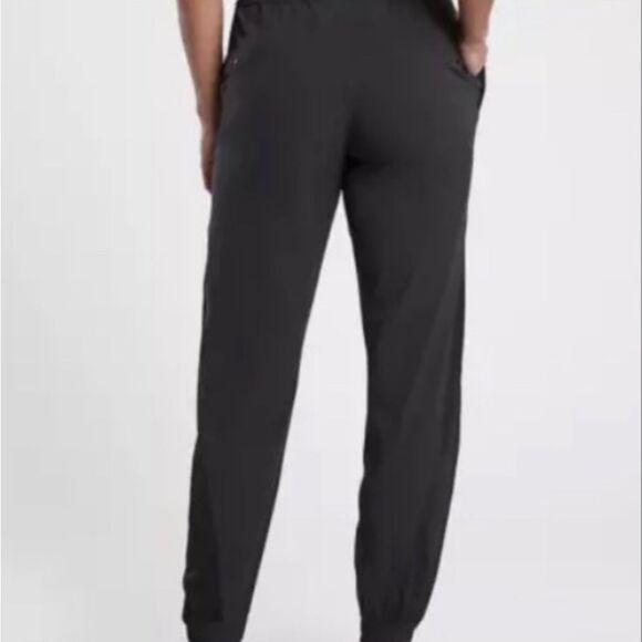 Athleta Quest Jogger Pants - Picture 4 of 15